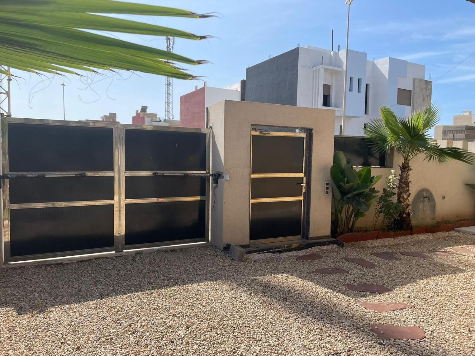 Villa Moderne A 5 Min De La Plage Avec Jardin Et 3 Salons Suvayr Dış mekan fotoğraf